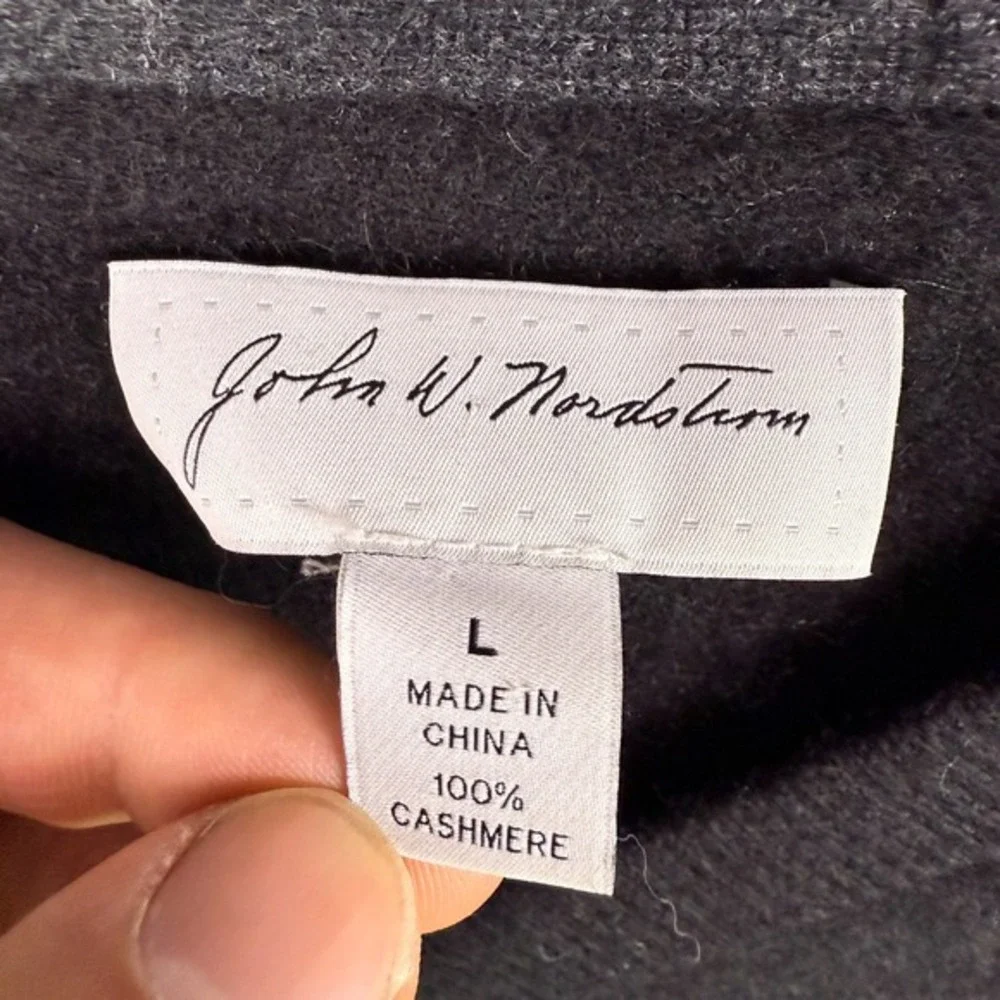 John W Nordstrom Mens Cashmere Sweater Large‎ Black Pullover V Neck Old Money